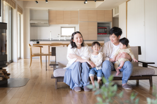 複合フローリングだからこそできる「床暖」